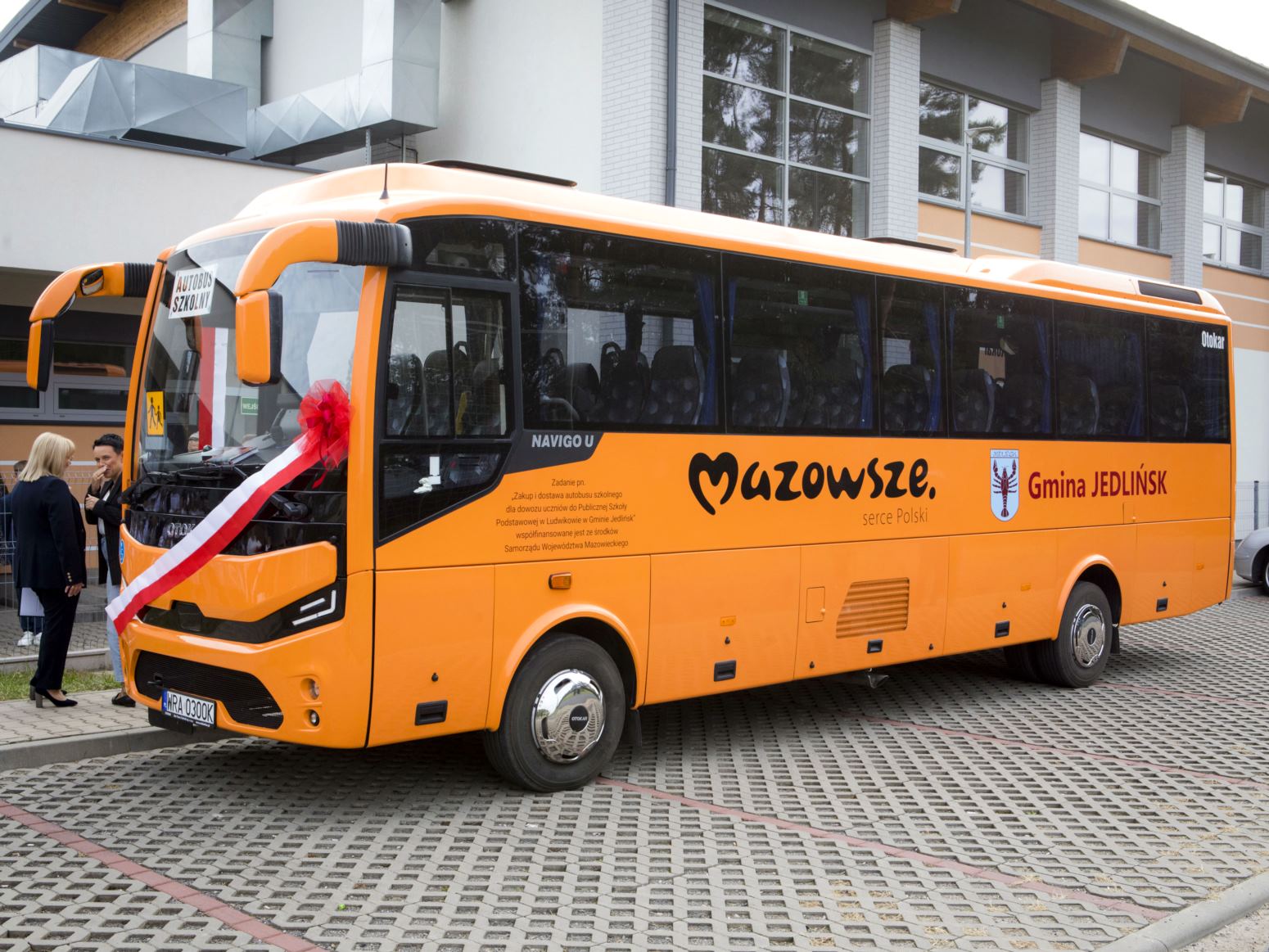 Nowy autobus dla szkoły w Ludwikowie!